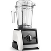 Standmixer der Marke Vitamix mit weißem Motorblock auf weißem Hintergrund