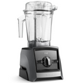 Standmixer der Marke Vitamix mit schiefergrauem Motorblock und Krug auf weißem Hintergrund