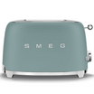 Toaster mit zwei Toasterschächten von Smeg in emerald grün mit silbernen Details auf weißem Hintergrund